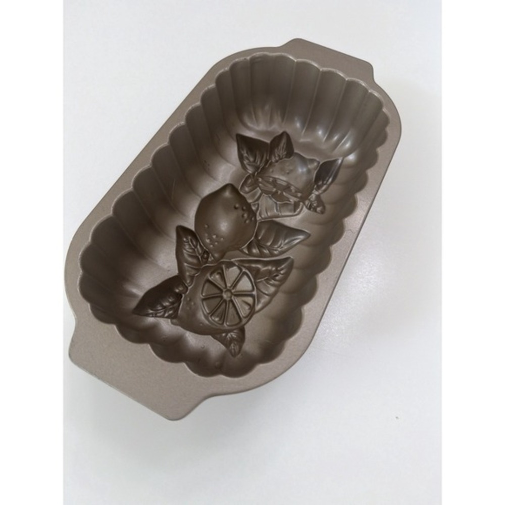 Nordic Ware Lemon Bread Pan Cast Aluminum Loaf Pan Made in USA Lemon Mold.  5114